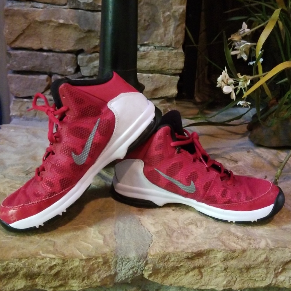 Nike 7Y high top tennis shoes